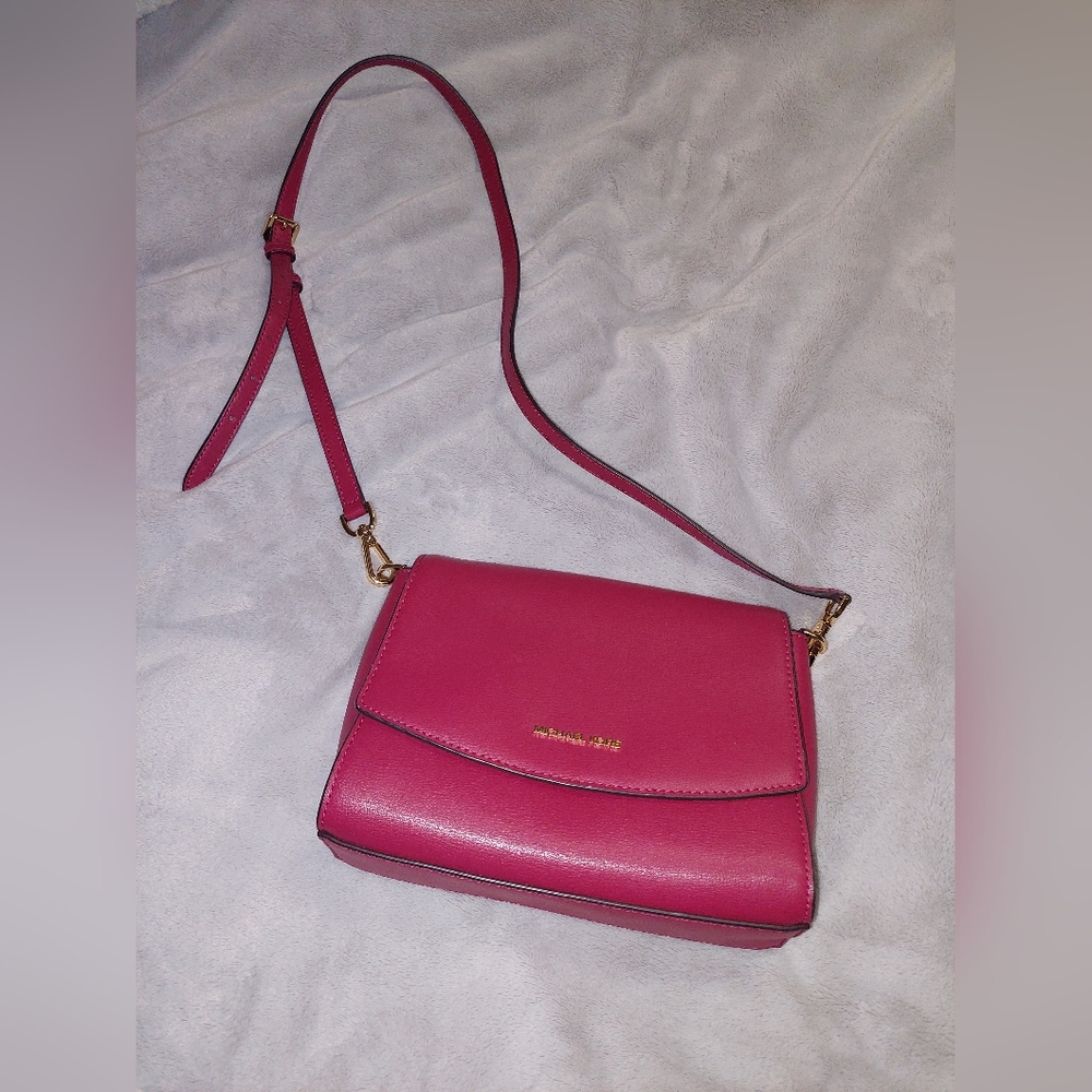 Michael kors Sofia burgundy hand bag.